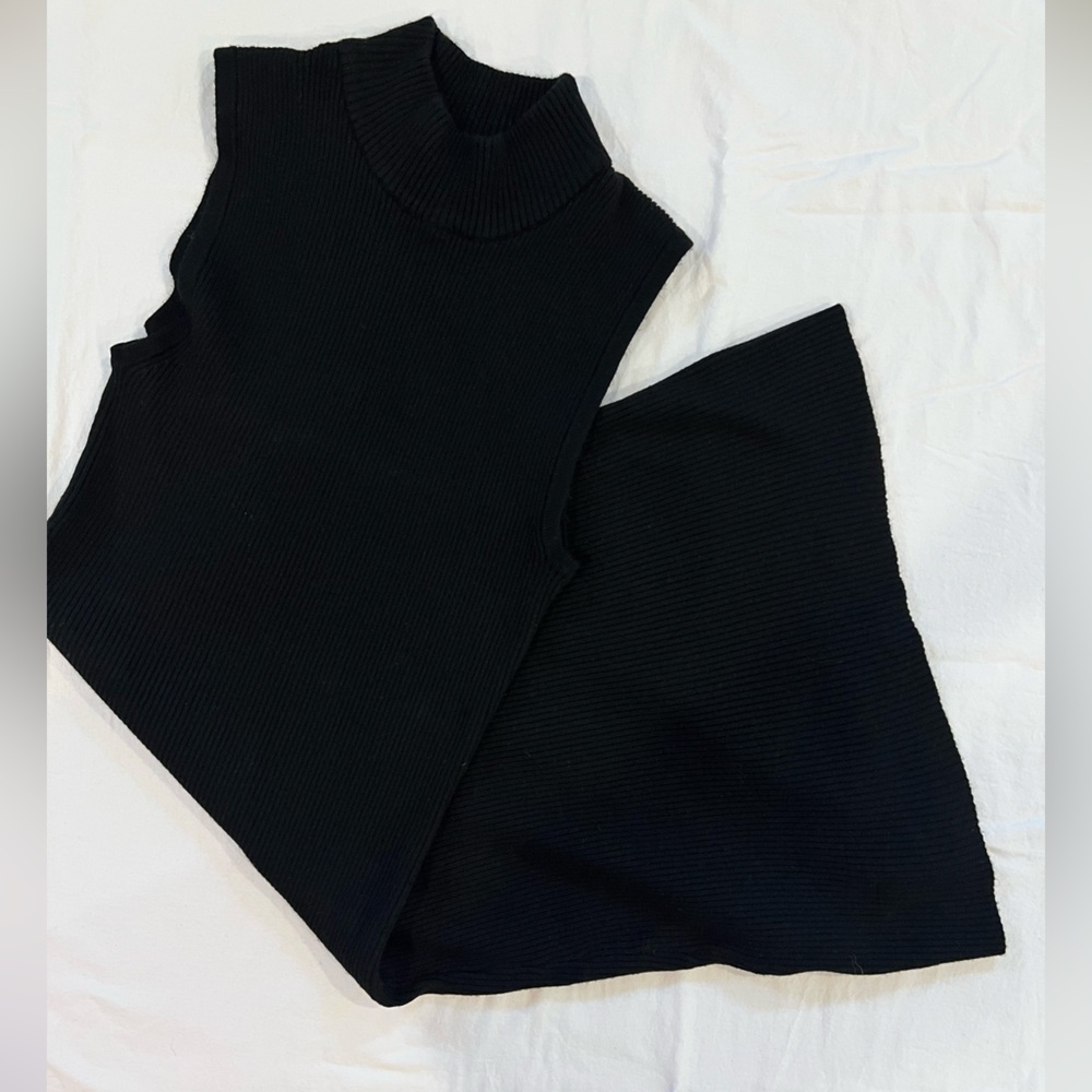Forever 21 Black Ribbed Midi Dress